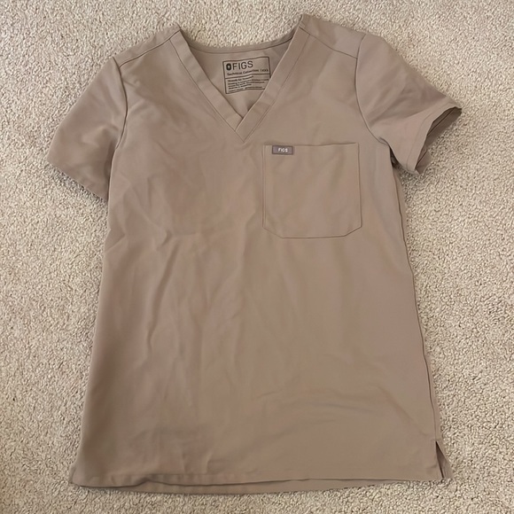 Figs Women’s Catarina One Pocket Scrub Top - Boulder - Picture 2 of 3